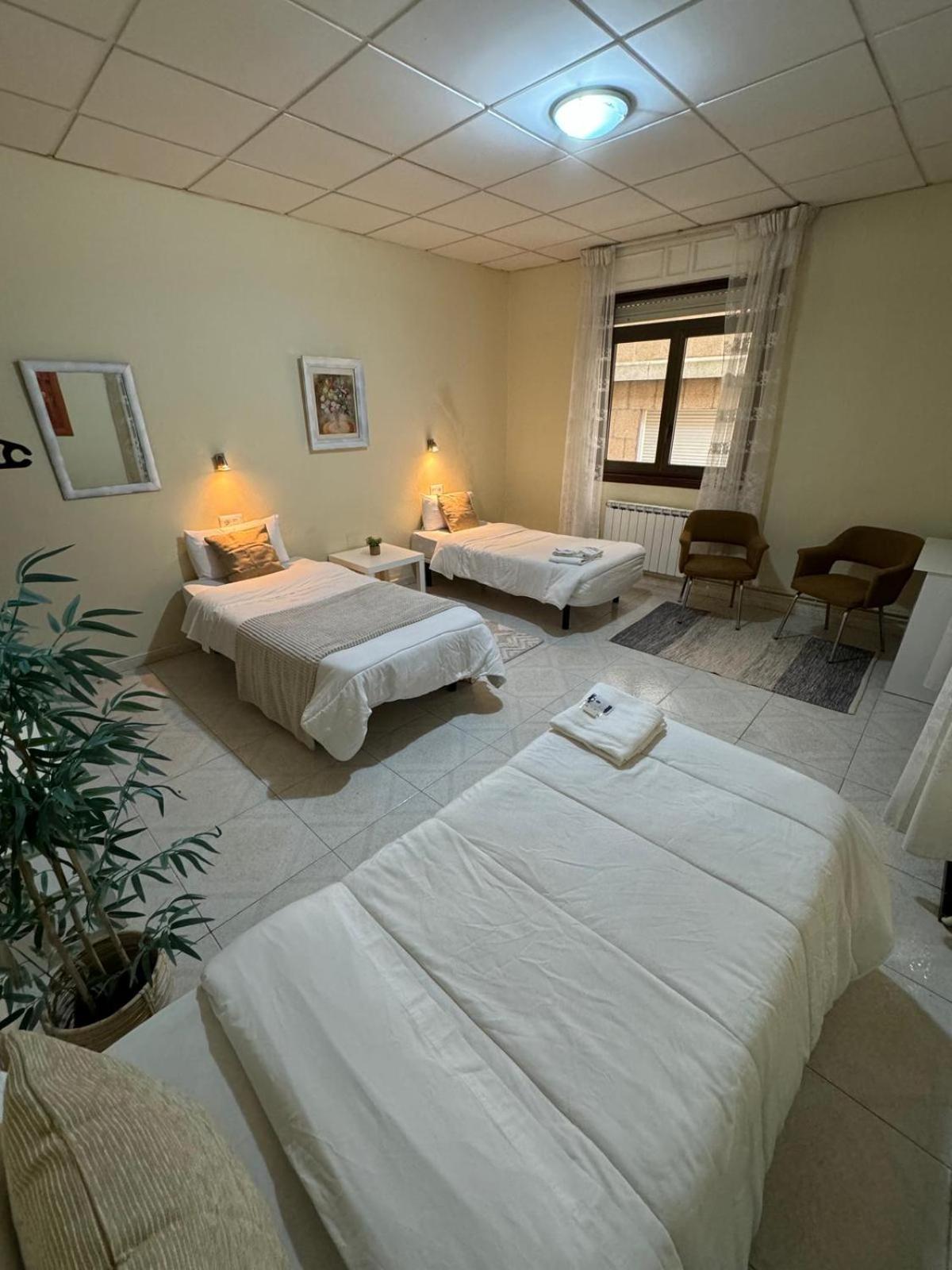Hostal Real Vigo Esterno foto