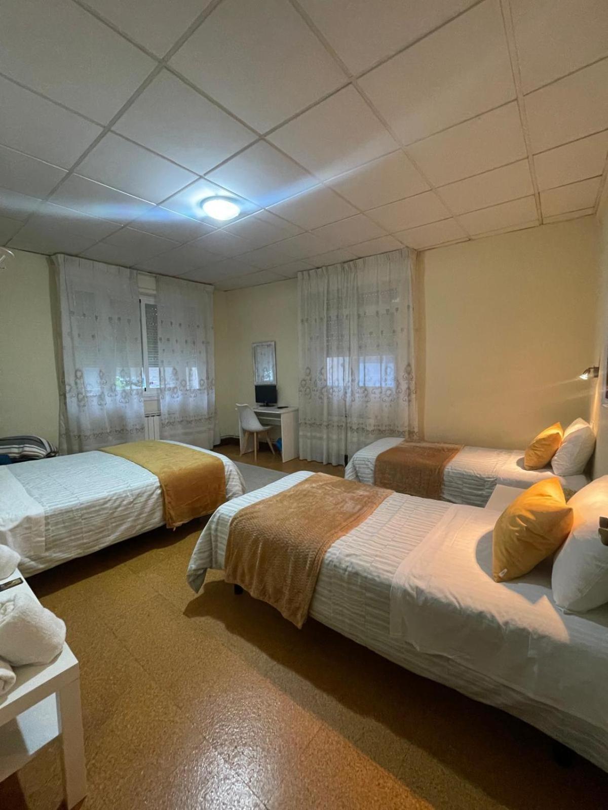 Hostal Real Vigo Esterno foto