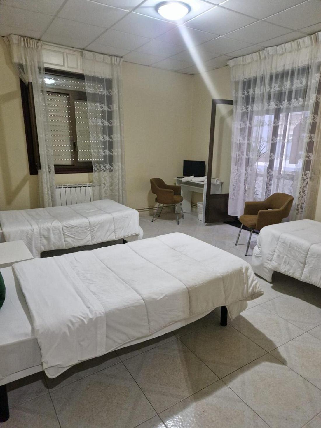 Hostal Real Vigo Esterno foto